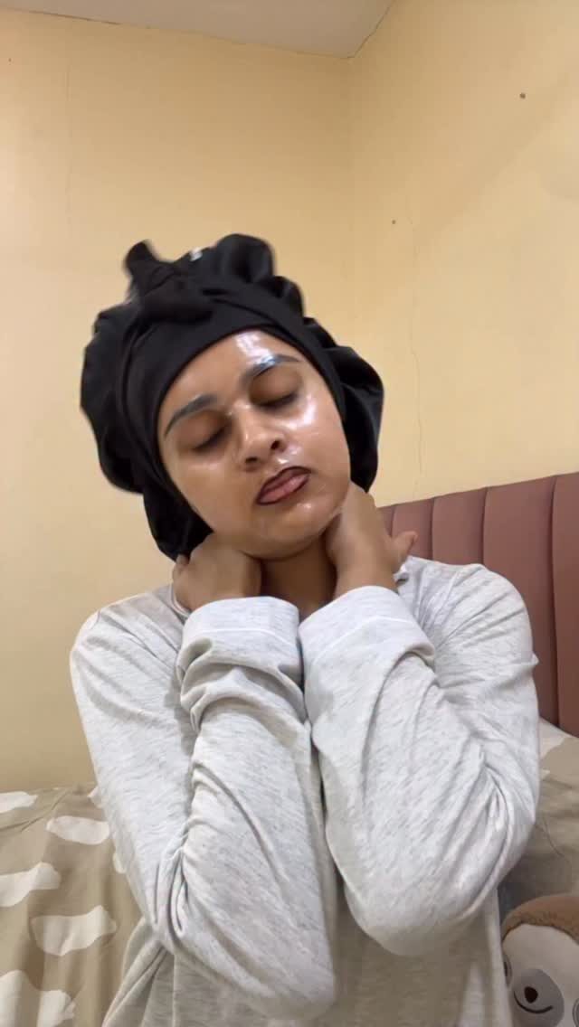 Instagram post from skin_sesh. This post is in position 3.