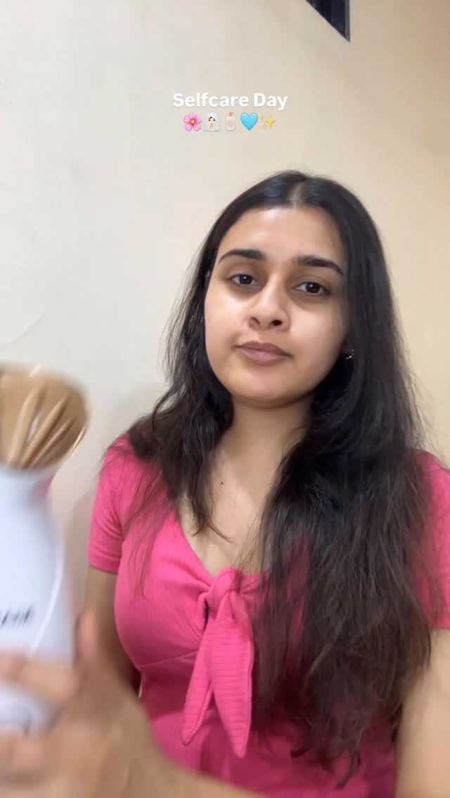 Instagram post from skin_sesh. This post is in position 0.